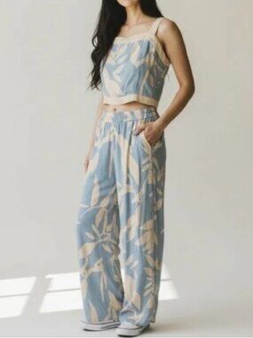 Sienna Sky Two Piece Blue and Cream Pants Set Size Medium